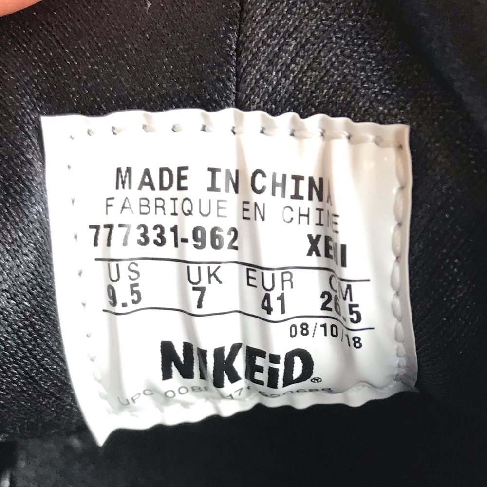 NWT NikeID Huarache Run Burgundy B/W Dots W AUTHEN - Picture 8 of 8